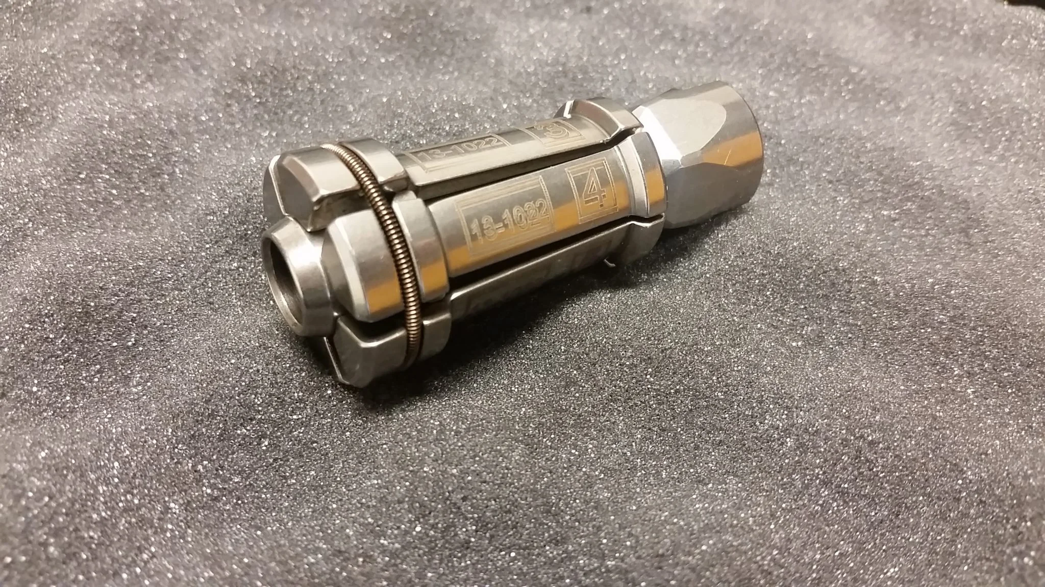 HSK 63F Gripper